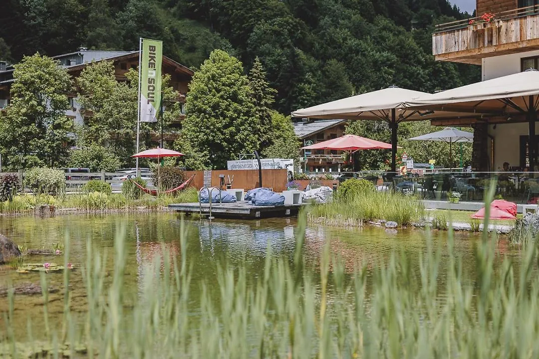 Ski & Bike Hotel Wiesenegg Saalbach-Hinterglemm